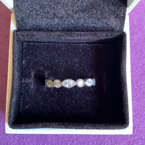 Pandora stackable ring - Picture 4 of 4